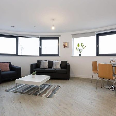 Stunning 2 Bed Apartment In Salford Amazing Views Manchester Exterior foto